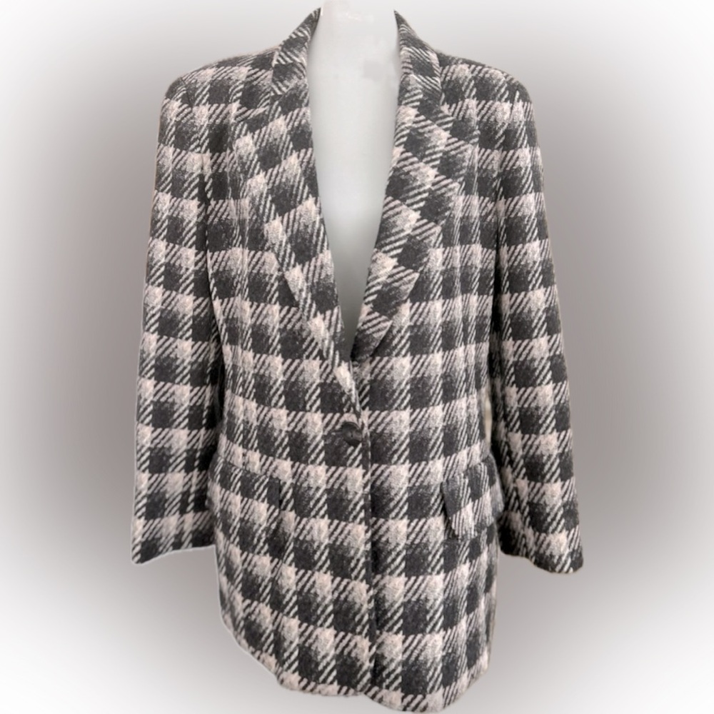 Breckenridge Black and White Plaid Blazer